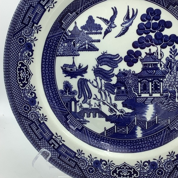 Churchill England Blue and White Willow Dinner Plate - Picture 3 of 9